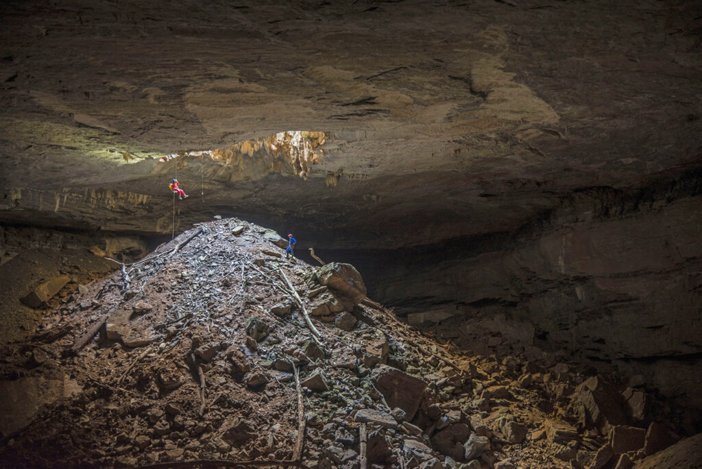 Garganta do Bacupari, São Desidério, BA. Créditos da foto: Marcelo Andrê, Projeto Luzes na Escuridão.